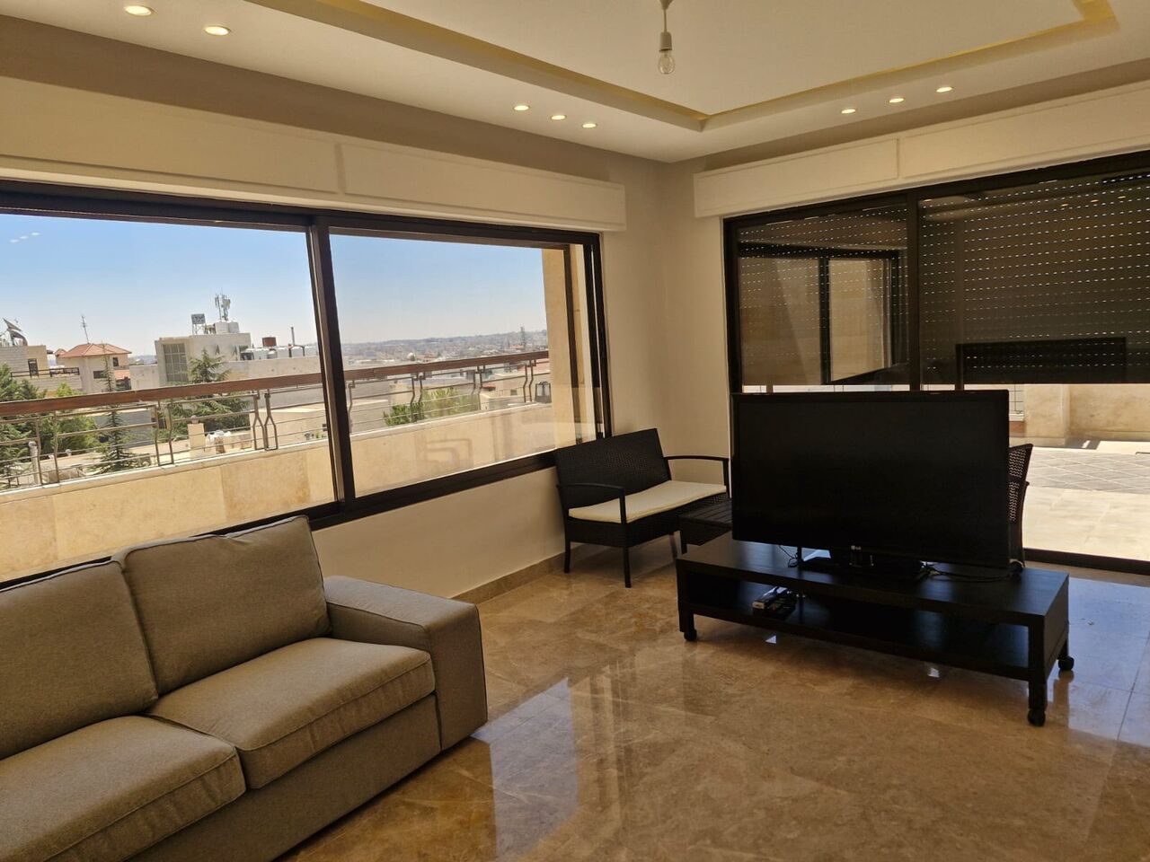 Abdoun, Apartments, Flats, Houses & Villas, JOD 28000/year,  3 BR,  150 Sq. Meter,  Rooftop Apartment For Rent