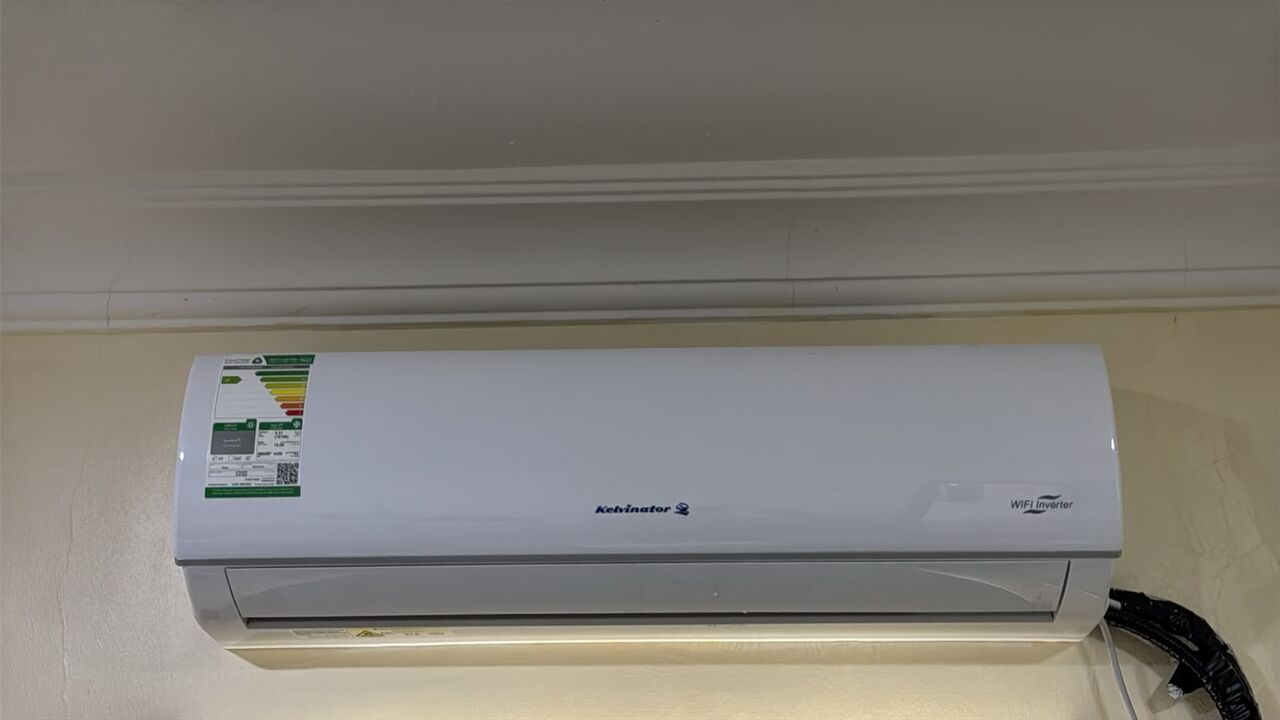 Dammam, Air Conditioners, SAR 4000,  Urgent Distress Sale 3 Split AC Just 1 Month Old