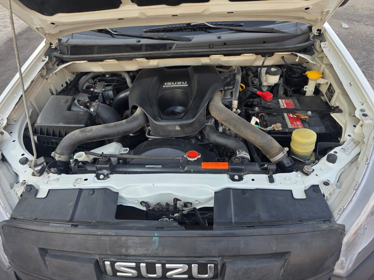 Dammam, Vehicles, Cars & Trucks , SAR 45000,  Isuzu D-MAX,  2021,  Manual,  214000 KM,