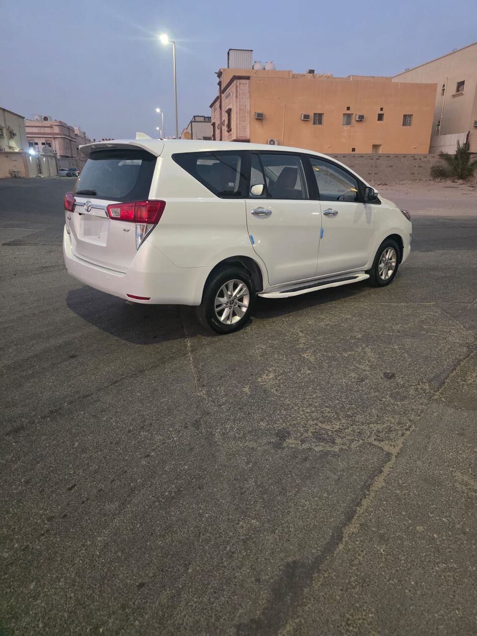 Dammam, Vehicles, Cars & Trucks , SAR 60000,  TOYOTA INNOVA,  2023,  Automatic,  370000 KM,    Full Options