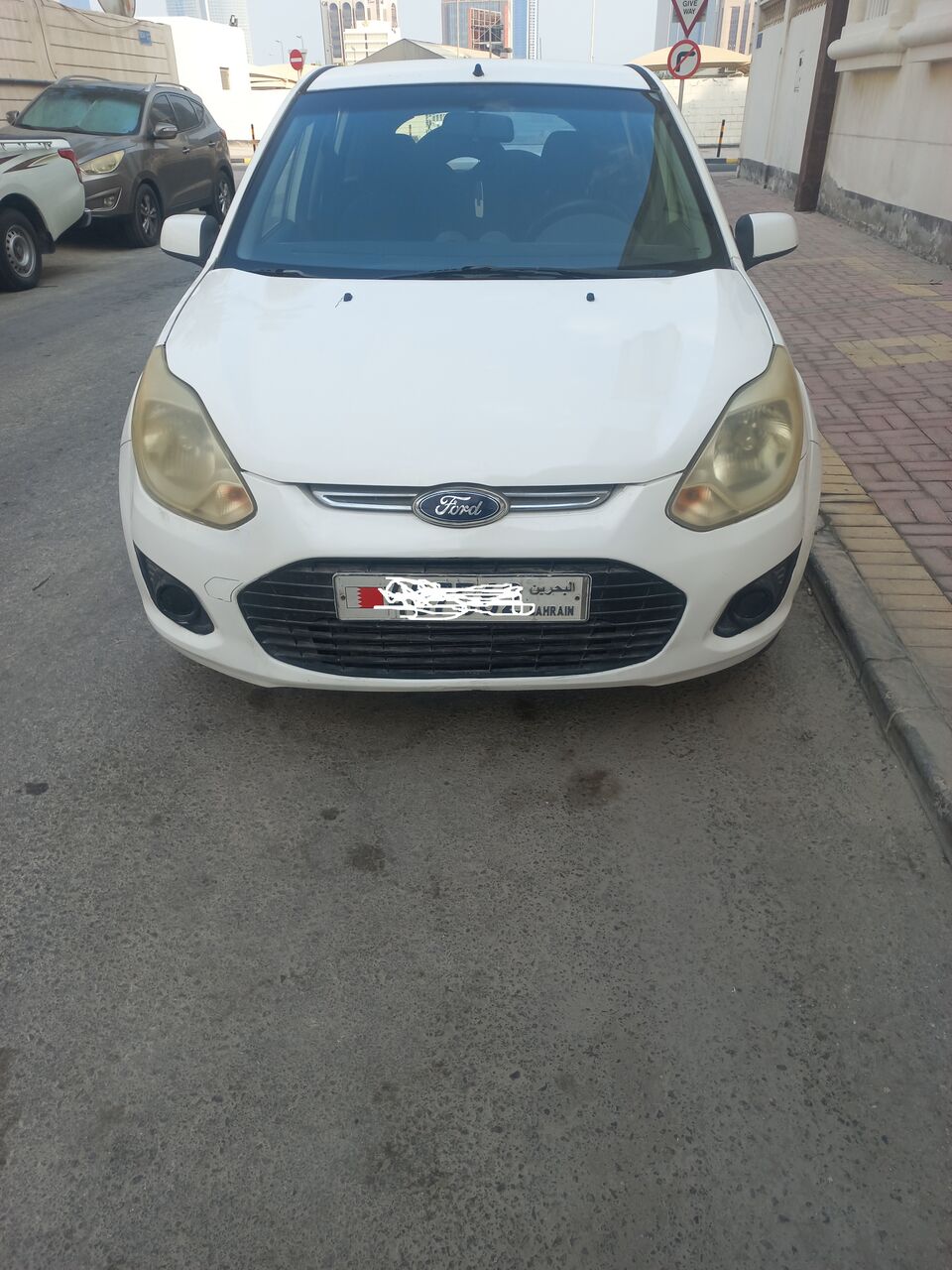Hidd, Vehicles, Cars & Trucks , BHD 950,  Ford Figo 2014,  2014,  Automatic,  180 KM,   For Sale Amazing Condition