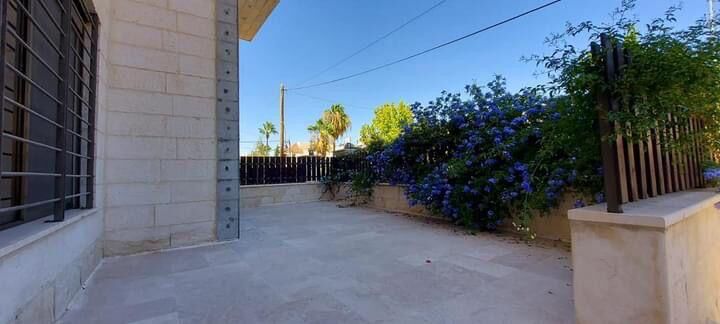 Abdoun, Apartments, Flats, Houses & Villas, JOD 16500/year,  3 BR,  220 Sq. Meter,  Ground Floor Apartment For Rent