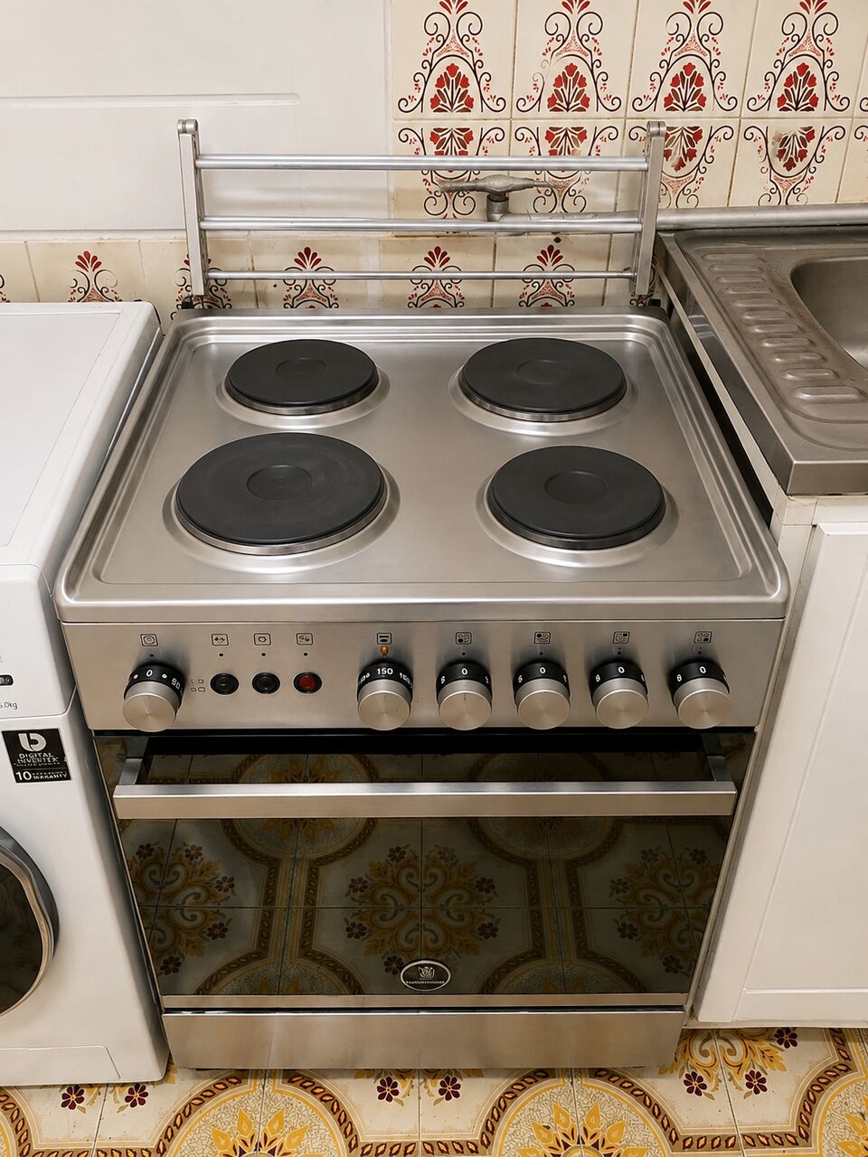 Jeddah, Household Items, SAR 400,  Fridge, Stove And Washing Machine
