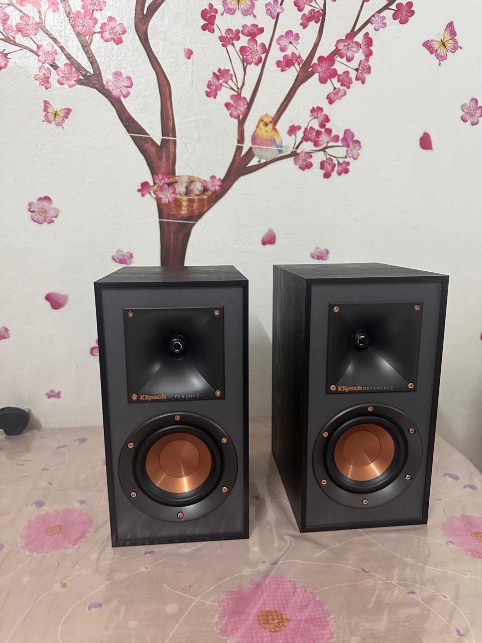 Riyadh, Home Audio, SAR 1150,  🎵 Klipsch R-41M Bookshelf Speakers – For Sale