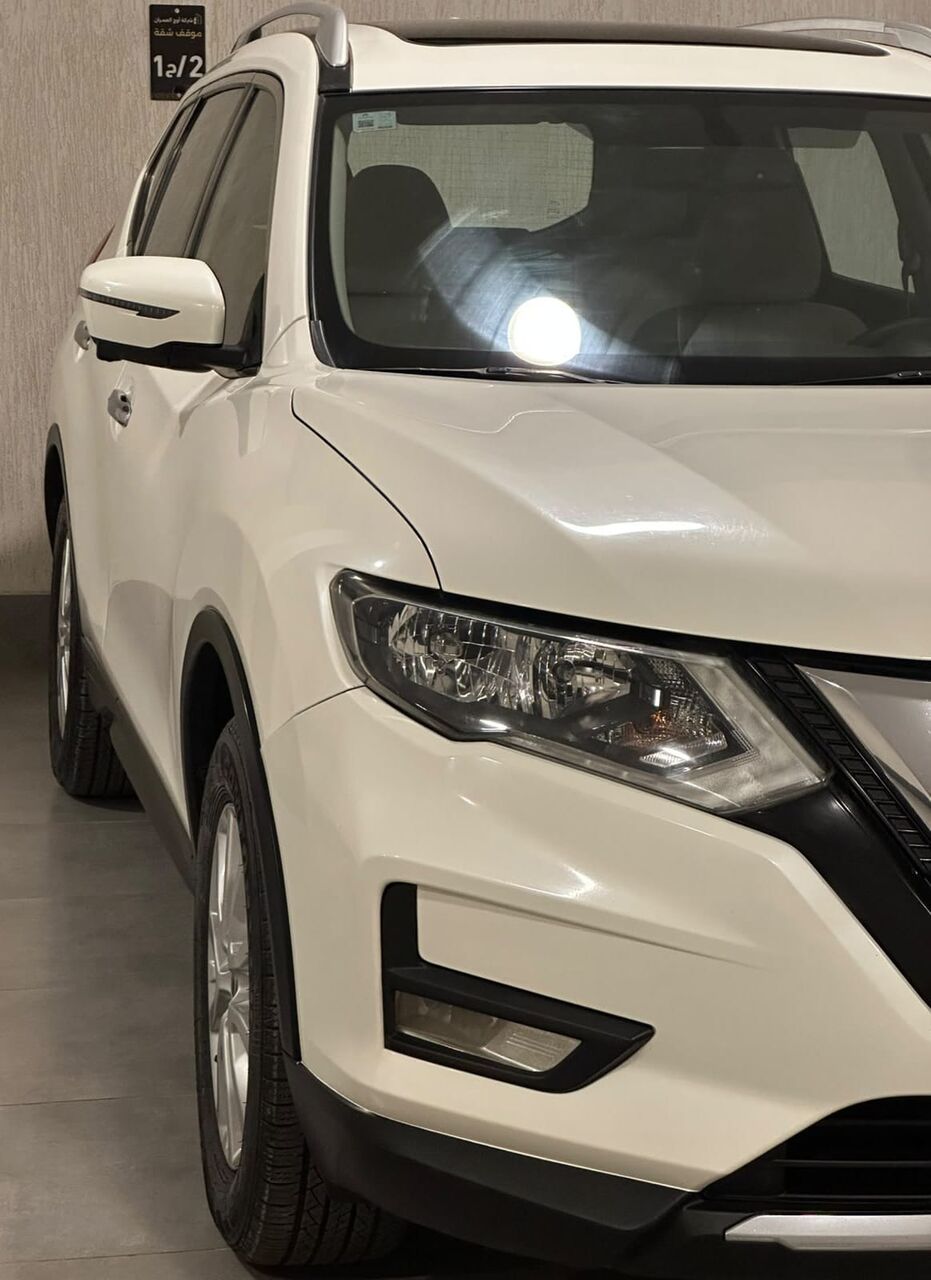 Al Sulaimaniah Al Sharqiyah, Vehicles, Cars & Trucks , SAR 55000,  Nissan X-Trail,  2020,  Automatic,  185000 KM,  X-trail  SV Option Clean Title