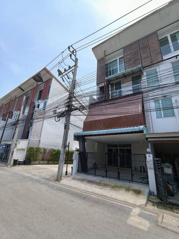 Bangkok, Villas, THB 25000,  19 Sq. Feet,  ให้เช่าทาวโฮม หลัง เซ็นทรัล แจ้งวัฒ