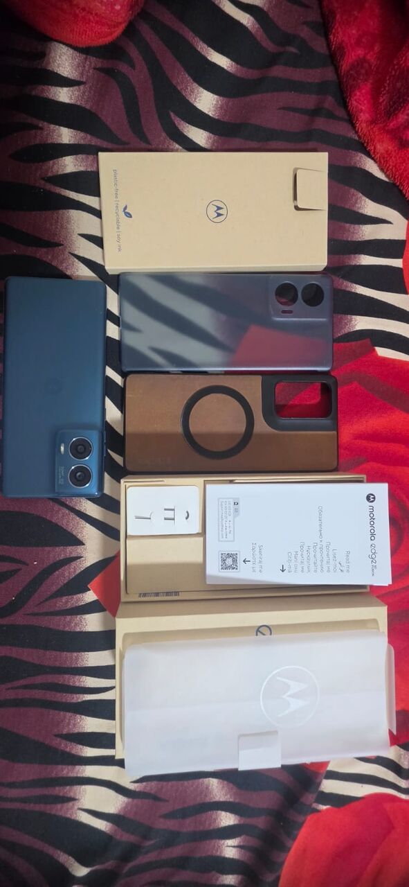 Al Rahmaniyah, Mobile Phones, SAR 950,  Motorola Edge 50 Fusion With Box