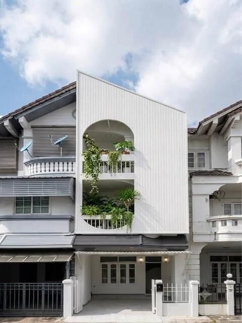 Bangkok, Real Estate For Sale, THB 3990000,  4 BR,  25 Sq. Feet,  ขายทาวน์โฮม 3 ชั้น 25 ตร.ว. นันทนา การ์เ