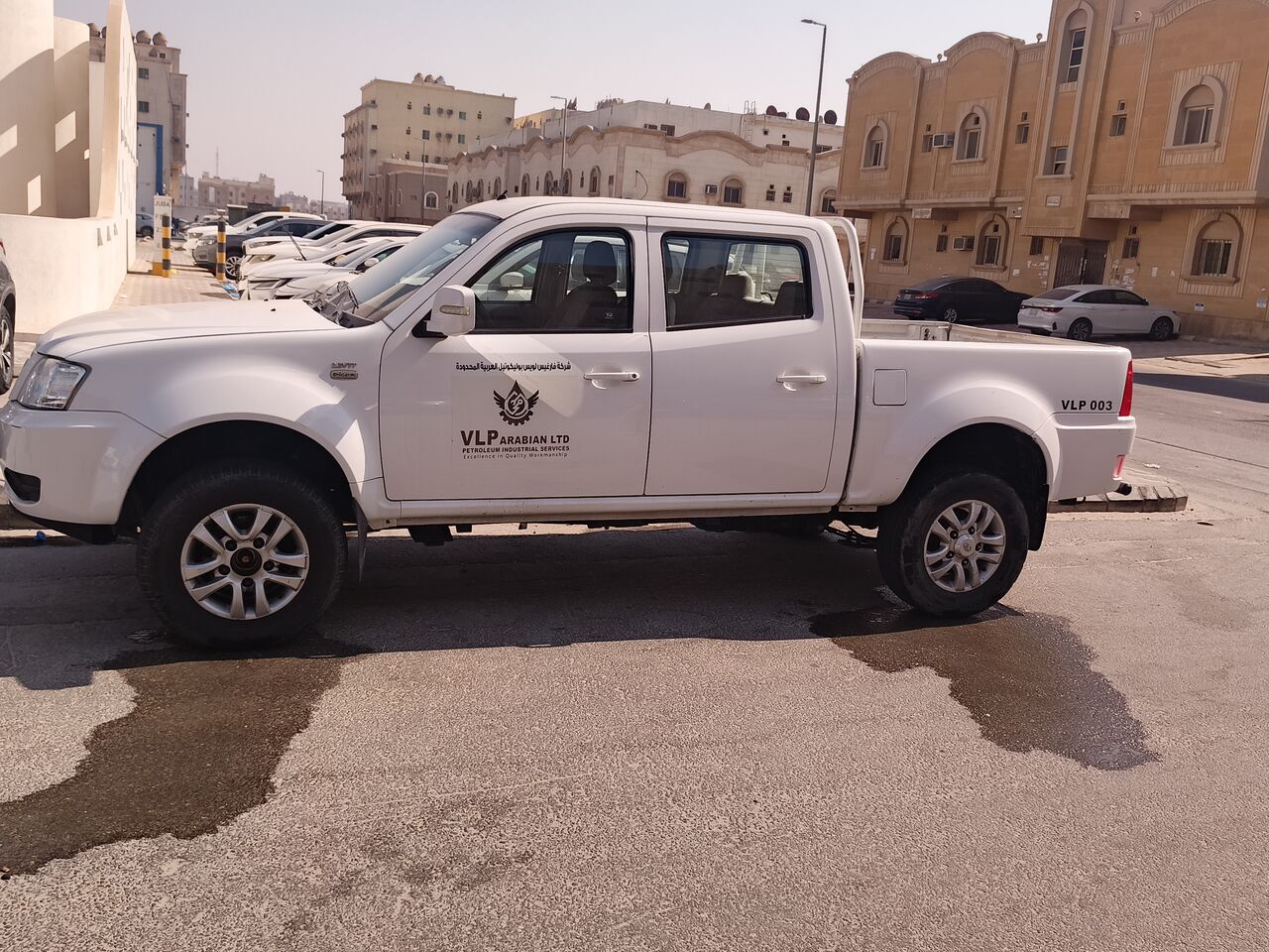 Riyadh, Equipment Rental, Tata Pickup Rental