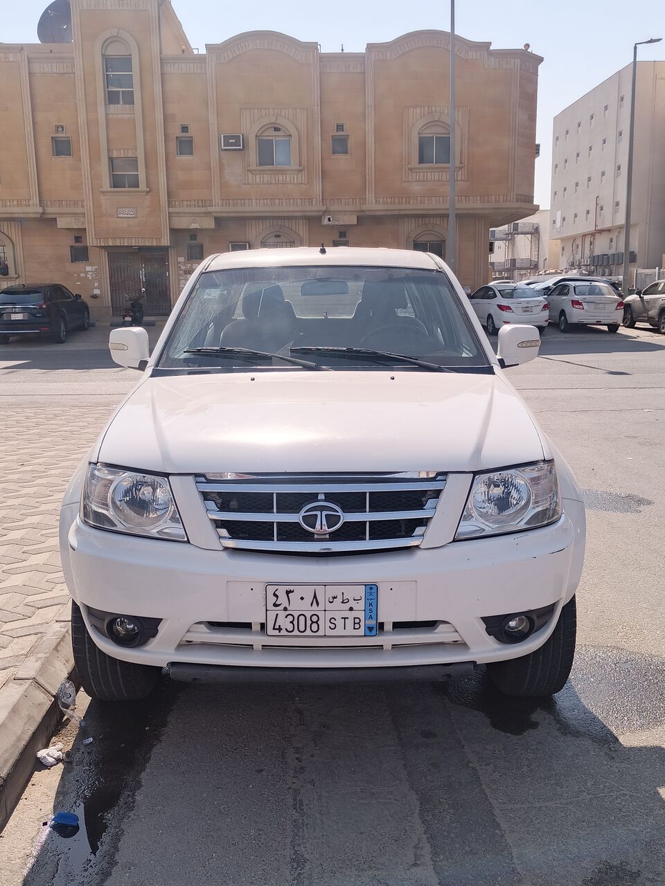 Riyadh, Equipment Rental, Tata Pickup Rental