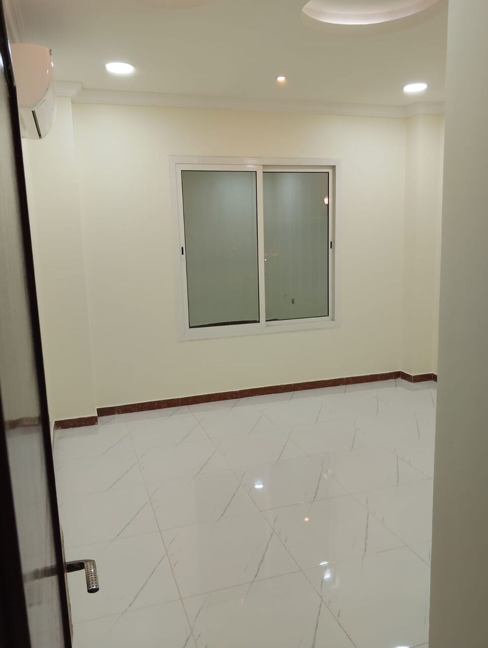 Khobar, Apartments, Flats, Houses & Villas, SAR 25600/year,  2 BR,  Consists Of:- 2 Bedrooms, A Living Room, 1 Bathrooms, And A American Kitchen,