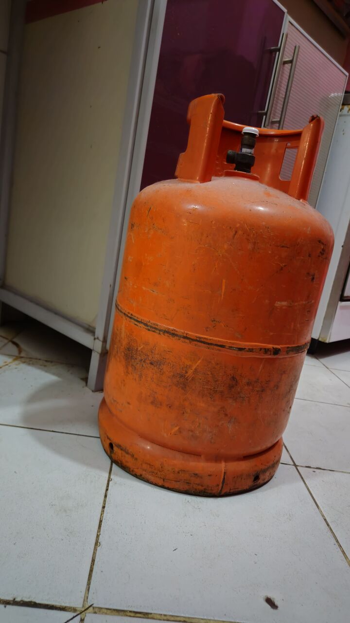Al Aziziyah, Household Items, SAR 800,  Kitchen Cabinet, ACs And House Hold Items.