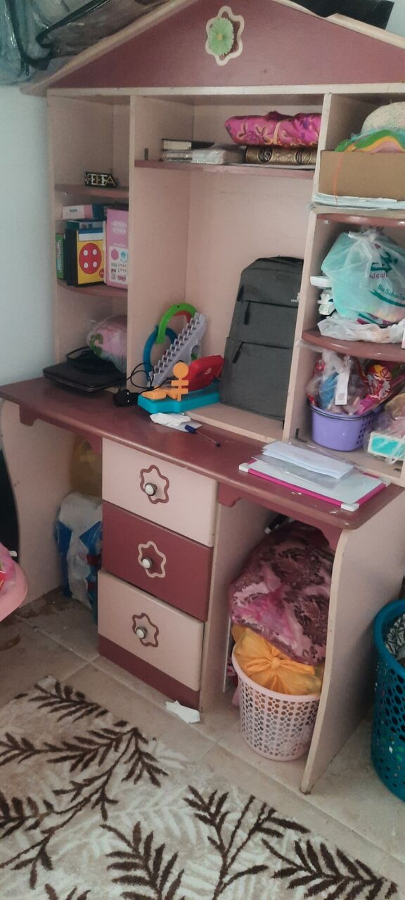 Al Aziziyah, Household Items, SAR 800,  Kitchen Cabinet, ACs And House Hold Items.