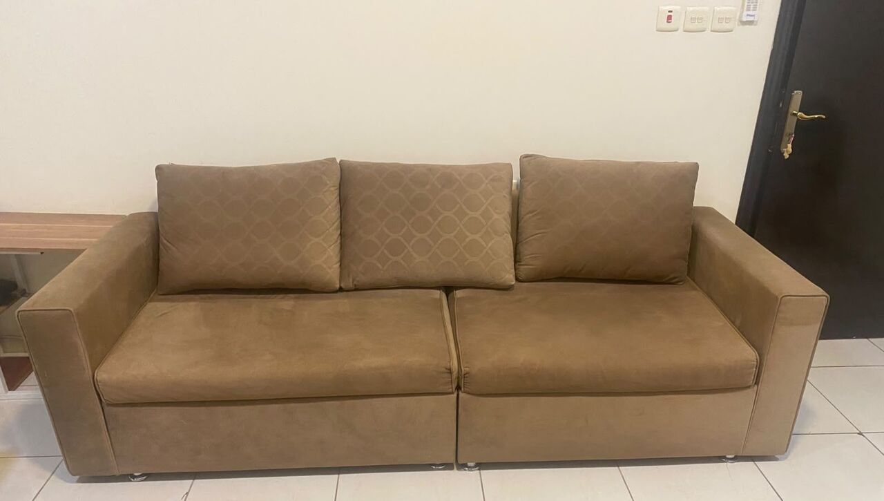 Al Malaz, Furniture, SAR 450,  Premium Sofa Set For Sale &ndash; Excellent Condition | Riyadh