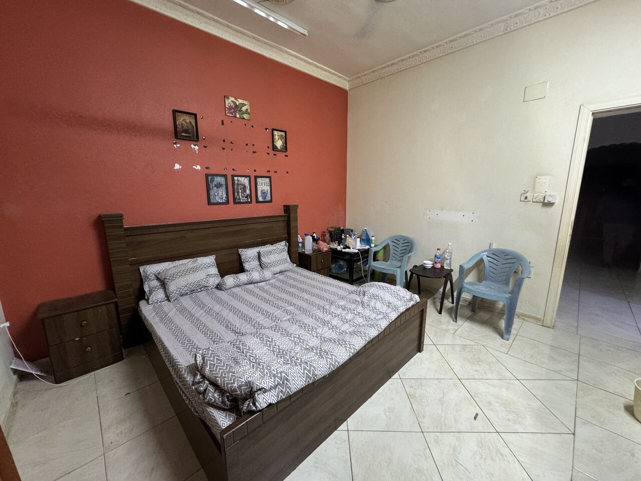 Jeddah, Rooms for Rent, SAR 1200/month,  Furnished Room Available For Decent Bachelor 0534423369