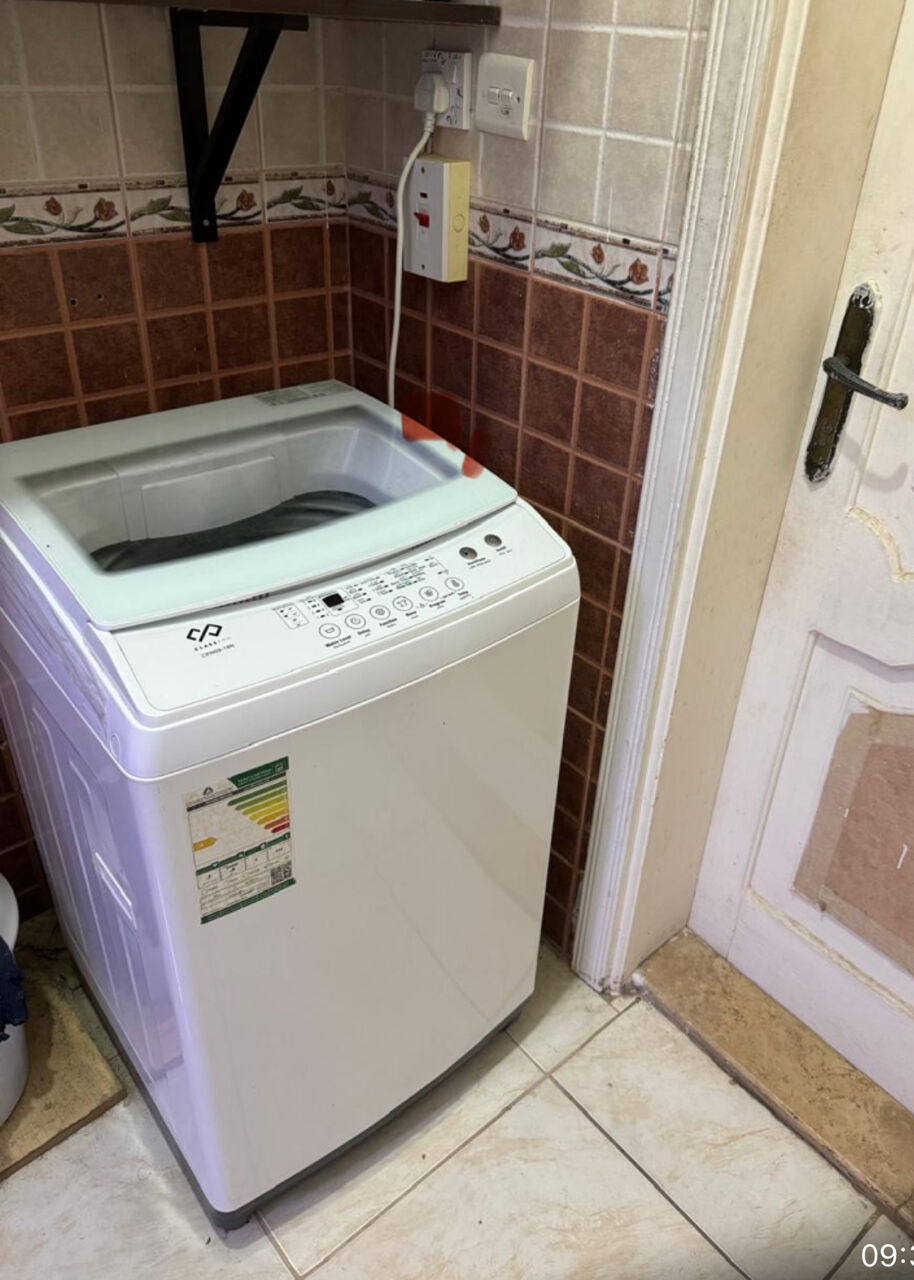 Jeddah, Rooms for Rent, SAR 1200/month,  Furnished Room Available For Decent Bachelor 0534423369