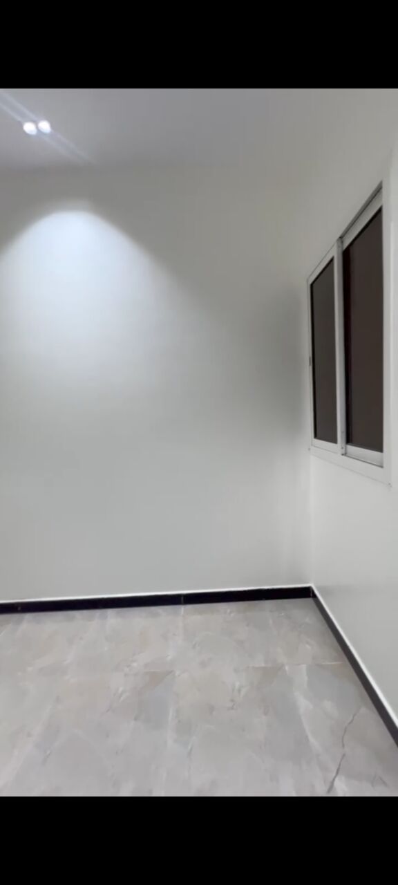 Al Malaz, Apartments, Flats, Houses & Villas, SAR 36000/year,  2 BR,  Family Flat For Rent