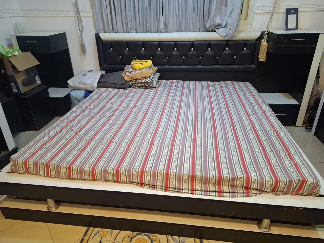 Al Mohammadiyah, Furniture, King Size Bed Set With Dressing Table Side Tables And Big Cupboard