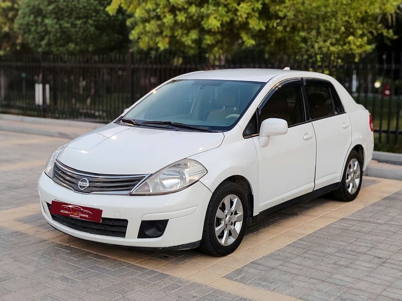 Manama, Vehicles, Cars & Trucks , BHD 1,  Nissan Tiida,  2011,  Automatic,  257000 KM,  WHITE COLOR VERY GOOD CONDITION