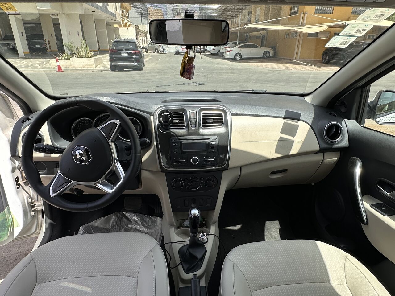 Jeddah, Vehicles, Cars & Trucks , SAR 25000,  Renault Symbol,  2020,  Automatic,  32500 KM,  🚘   – Low Mileage & Excellent Condition