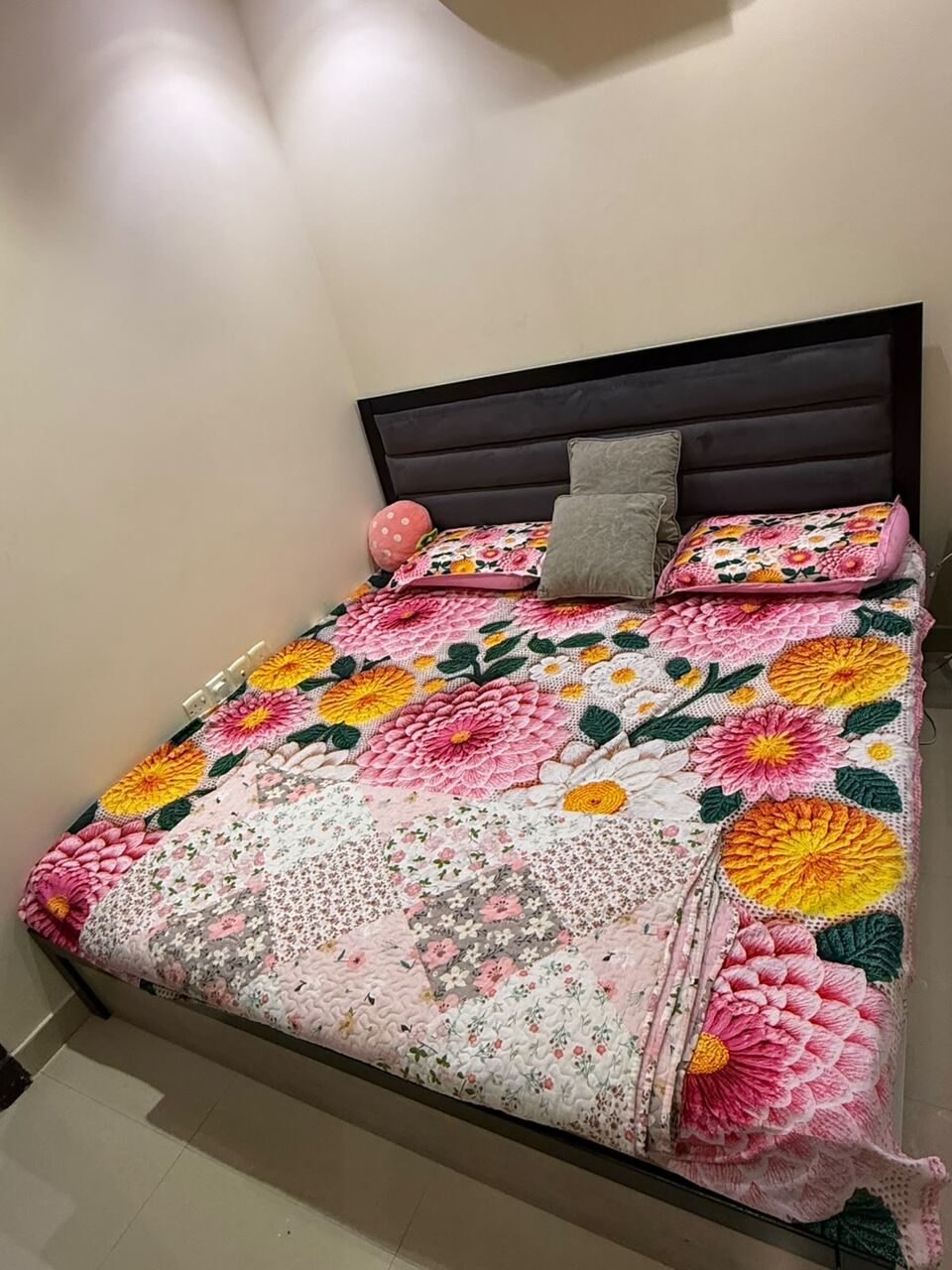 Al Malaz, Furniture, SAR 1200,  Available For Sale - King Size Bed With Matress. Reason For Sale Room Size Is Small