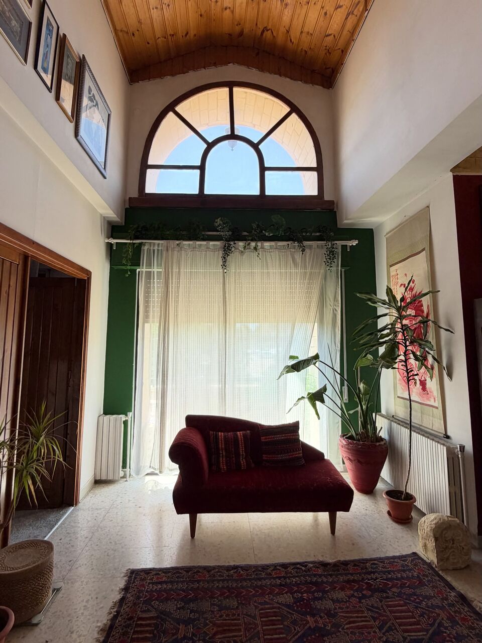 Amman, Apartments, Flats, Houses & Villas, JOD 10000/year,  Furnished,  1 BR,  Rooftop Fully Furnished 1B Apartment With Terrace In 3rd Circle 00962777688956