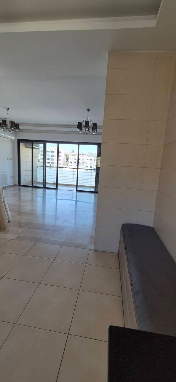 Amman, Apartments, Flats, Houses & Villas, JOD 6600/year,  3 BR,  Semi Furnished 3B Apart With Baconly In Shemsani 00962777688956