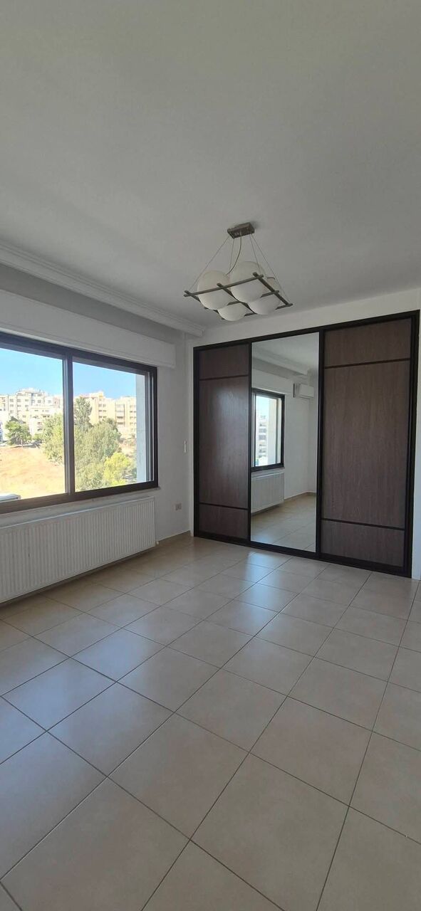 Amman, Apartments, Flats, Houses & Villas, JOD 6600/year,  3 BR,  Semi Furnished 3B Apart With Baconly In Shemsani 00962777688956
