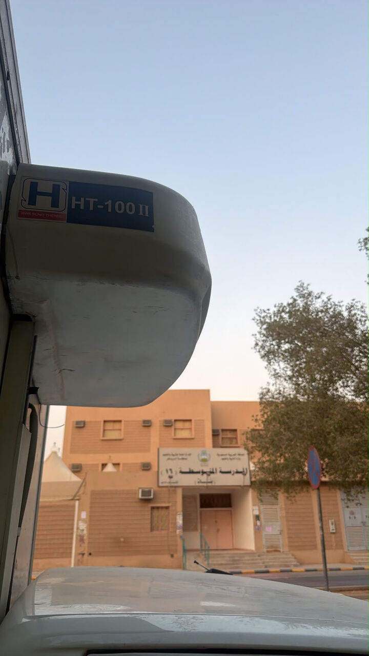 Al Malaz, Vehicles, Cars & Trucks , SAR 73000,  Isuzu D-MAX,  2023,  Manual,  95000 KM,