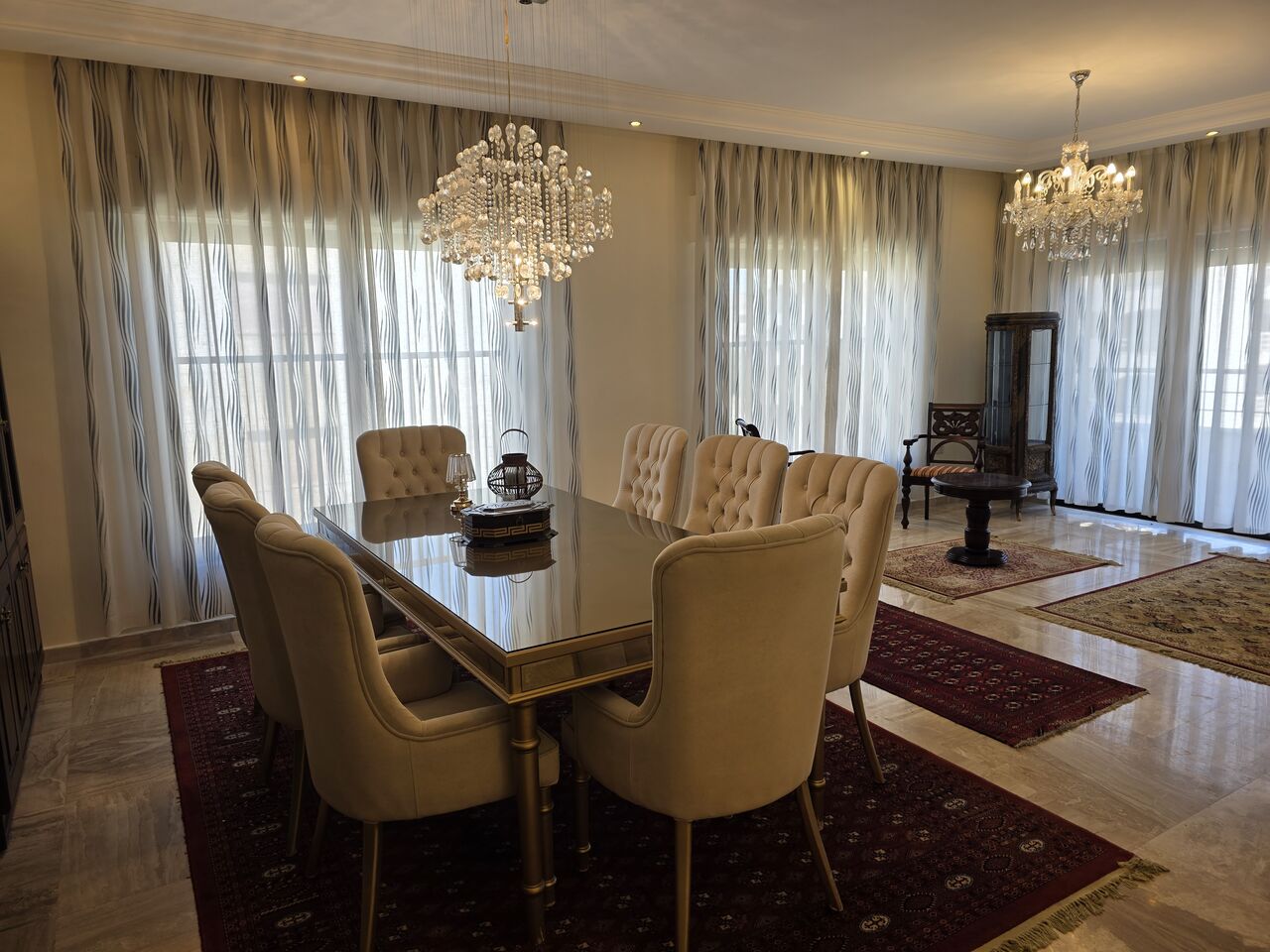 Abdoun, Apartments, Flats, Houses & Villas, JOD 20000/year,  Furnished,  4 BR,  Fully Furnished 4B Apartment With Baconlies In Abdoun 00962777688956
