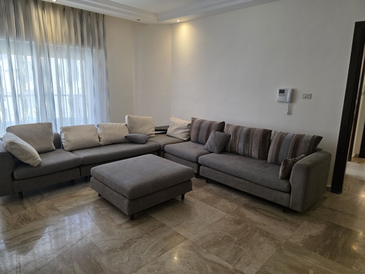 Abdoun, Apartments, Flats, Houses & Villas, JOD 20000/year,  Furnished,  4 BR,  Fully Furnished 4B Apartment With Baconlies In Abdoun 00962777688956