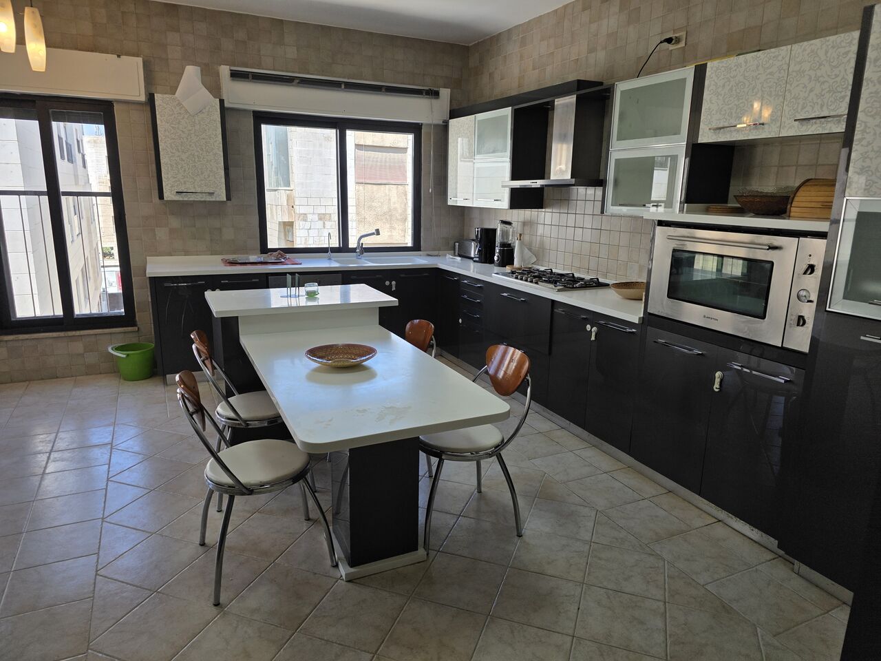 Abdoun, Apartments, Flats, Houses & Villas, JOD 20000/year,  Furnished,  4 BR,  Fully Furnished 4B Apartment With Baconlies In Abdoun 00962777688956