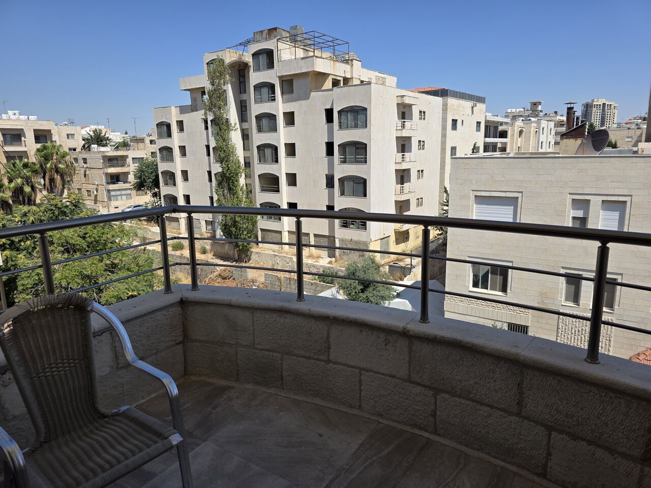 Abdoun, Apartments, Flats, Houses & Villas, JOD 20000/year,  Furnished,  4 BR,  Fully Furnished 4B Apartment With Baconlies In Abdoun 00962777688956