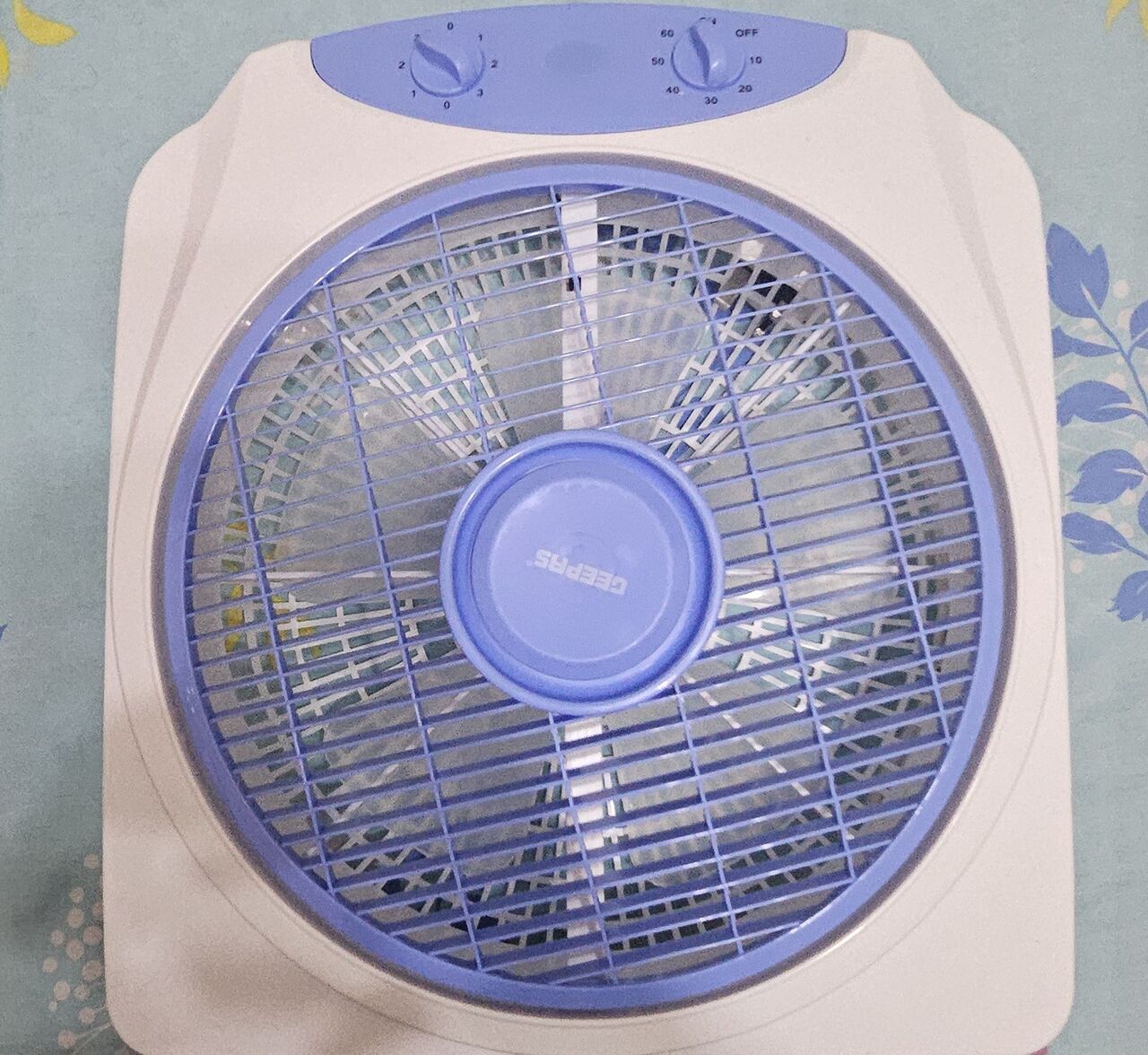 Riyadh, Appliances, SAR 90,  New Geepas-Personal Desk Fan With 10mins Timer