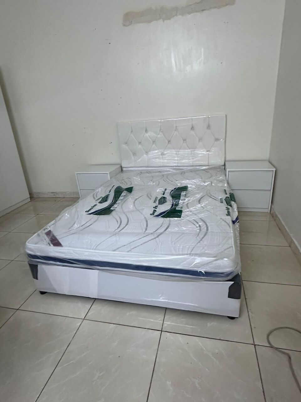 Jeddah, Furniture, SAR 500,  Queen Size Beds Are Available In Multiple Colors And Designs In Low Prices