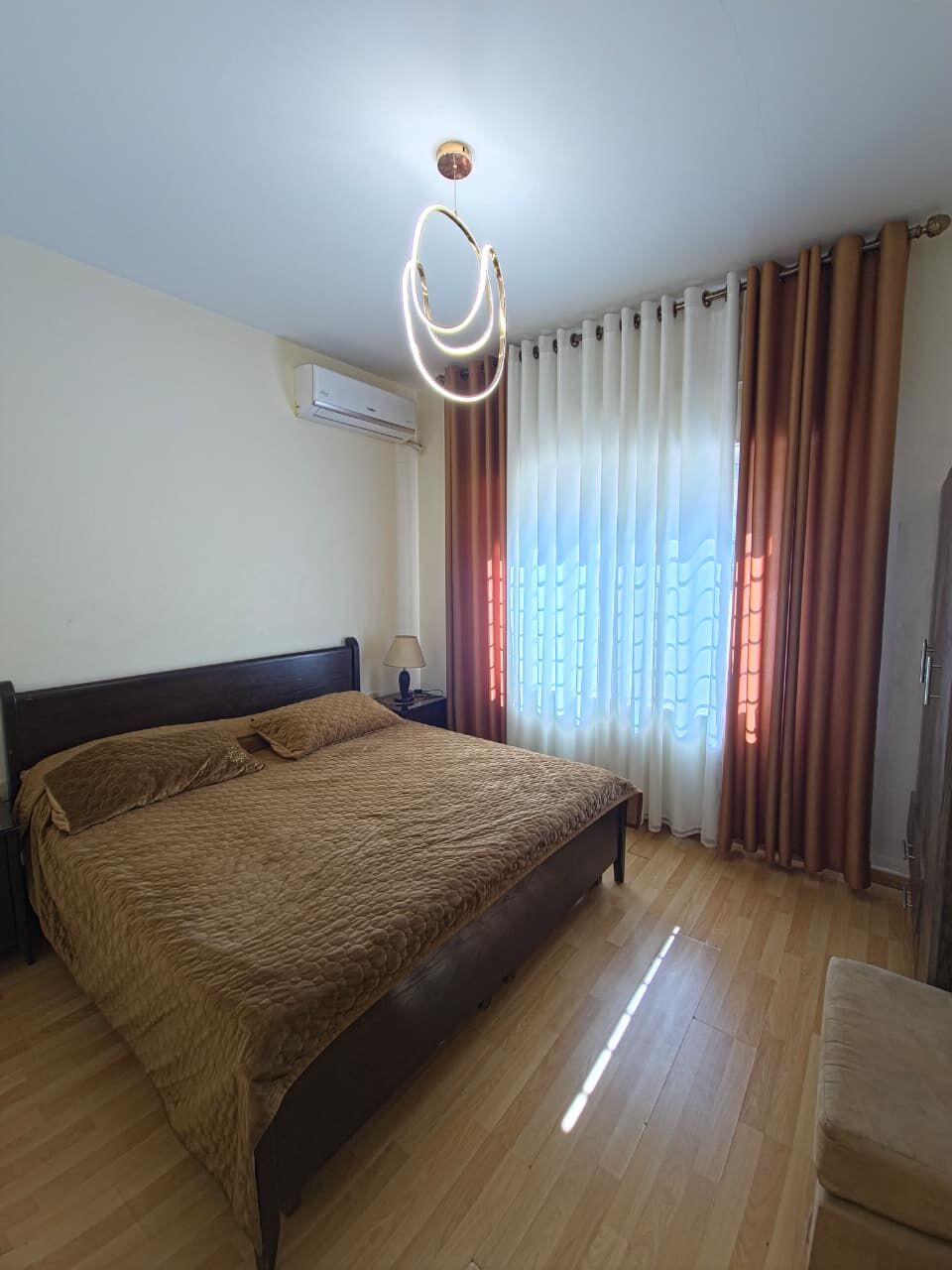 Abdoun, Apartments, Flats, Houses & Villas, JOD 500/month,  2 BR,  100 Sq. Meter,  Ground Floor Furnished Apartment With Spacious Garden