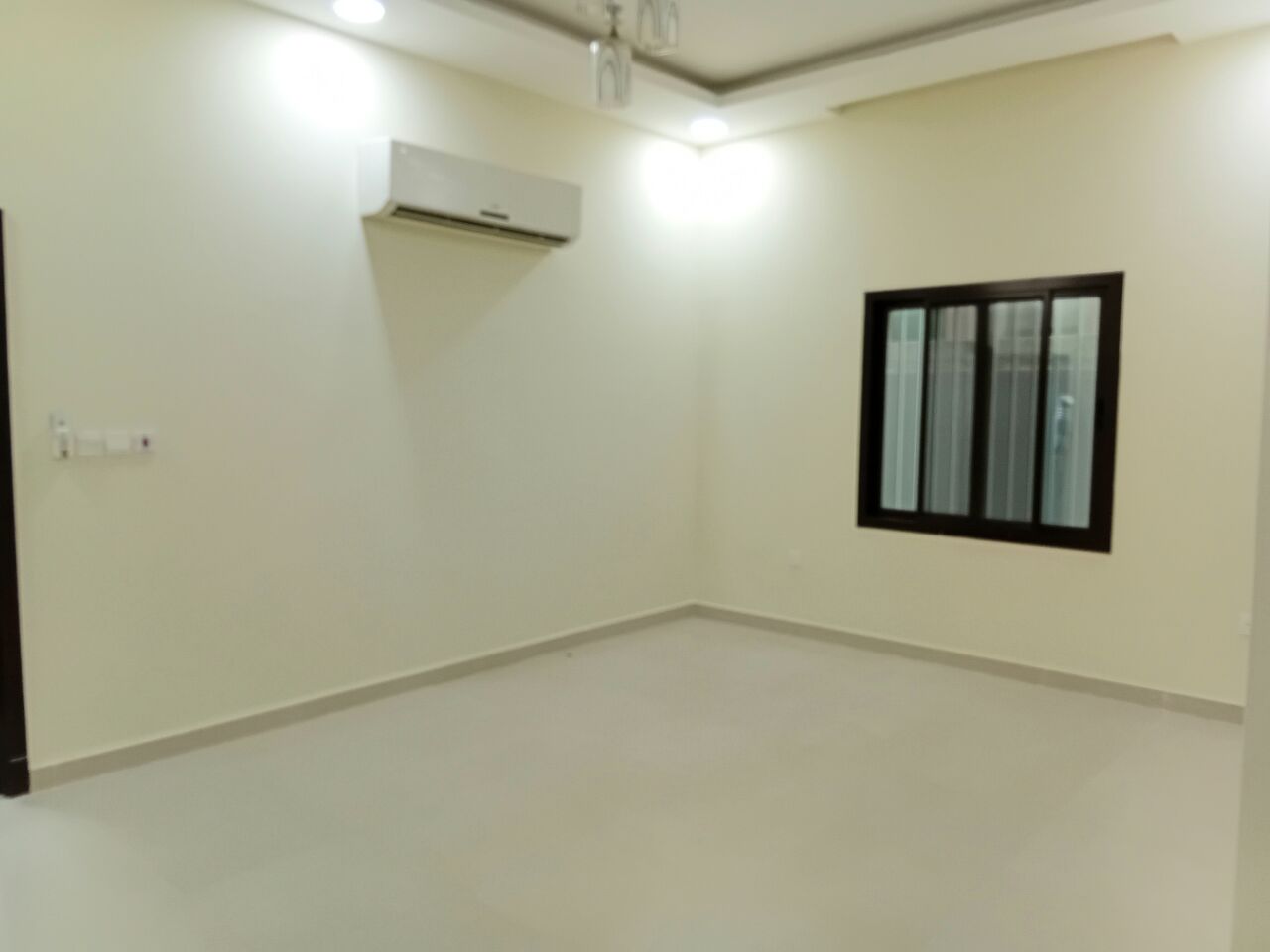 Tubli, Apartments, Flats, Houses & Villas, BHD 240/month,  Furnished,  2 BR,  Semi-Furnished | Tubli | BD30 EWA Limit | Split ACs | Parking | Security