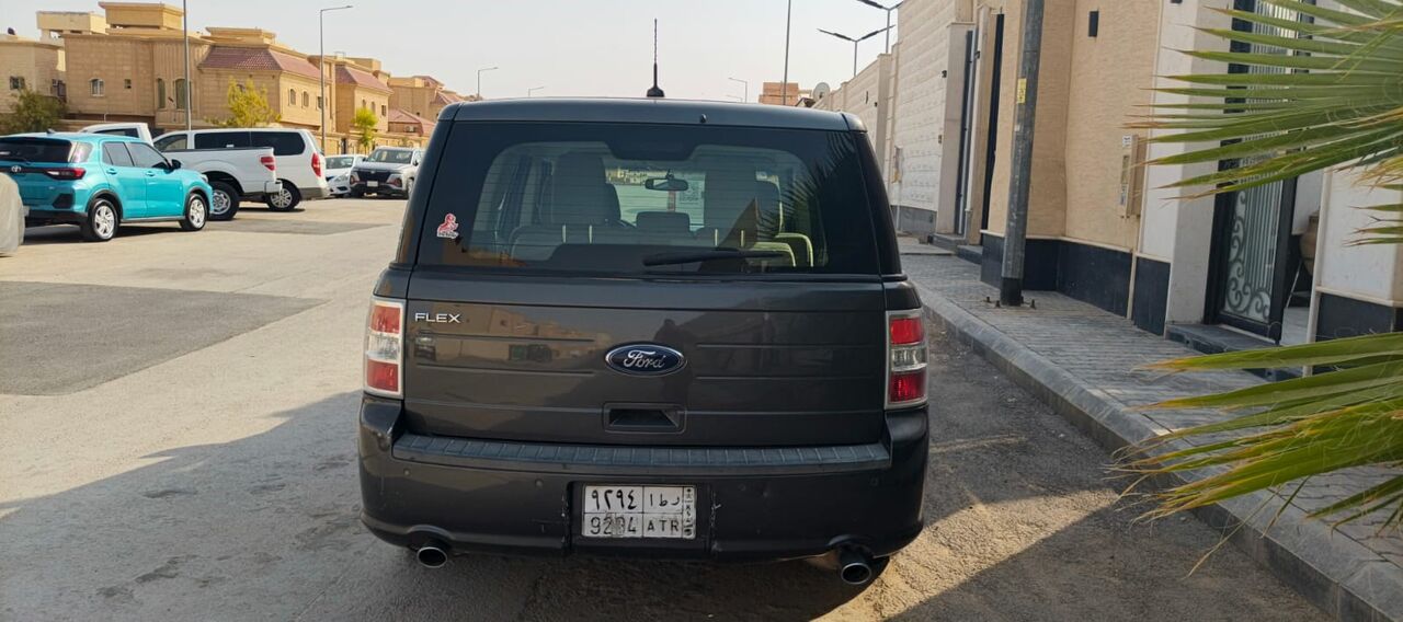 Riyadh, Vehicles, Cars & Trucks , SAR 28000,  Ford Flex,  2015,  Automatic,  365000 KM,    Model We