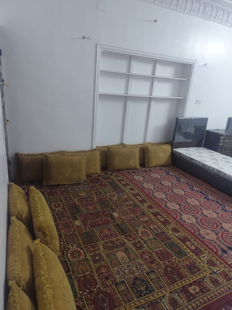 Madinah, Apartments, Flats, Houses & Villas, SAR 1200/month,  Furnished,  2 BR,  Flat For Rent.