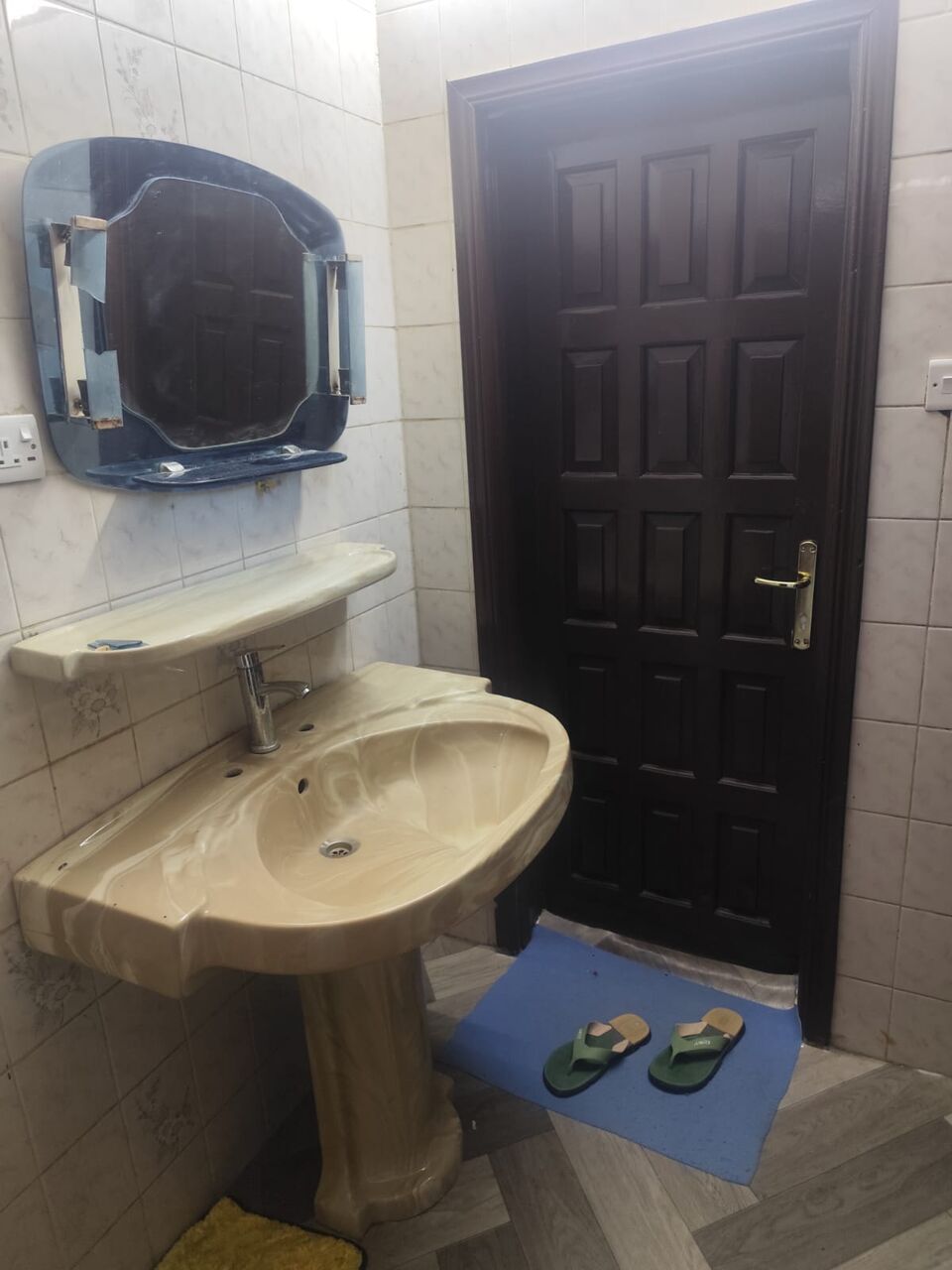 Madinah, Apartments, Flats, Houses & Villas, SAR 1200/month,  Furnished,  2 BR,  Flat For Rent.