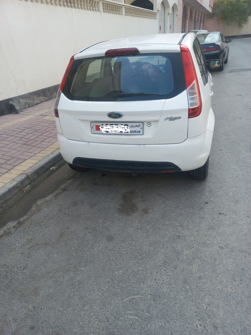 Hidd, Vehicles, Cars & Trucks , BHD 950,  Ford Figo 2014,  2014,  Automatic,  180 KM,   For Sale Amazing Condition