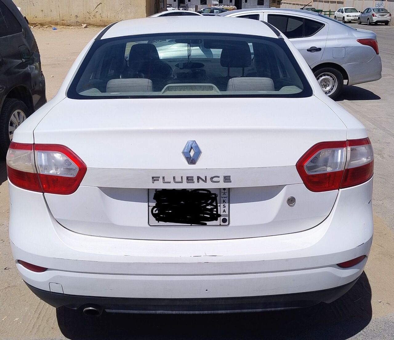 Riyadh, Vehicles, Cars & Trucks , SAR 12000,  Renault Fluence,  2012,  Automatic,  293500 KM,