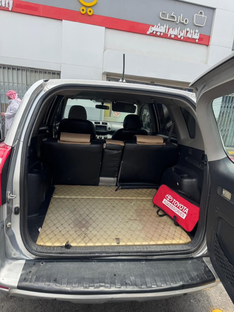Riyadh, Vehicles, Cars & Trucks , SAR 24,  Toyota Rav4 LE,  2009,  Automatic,  289 KM,    For Sale