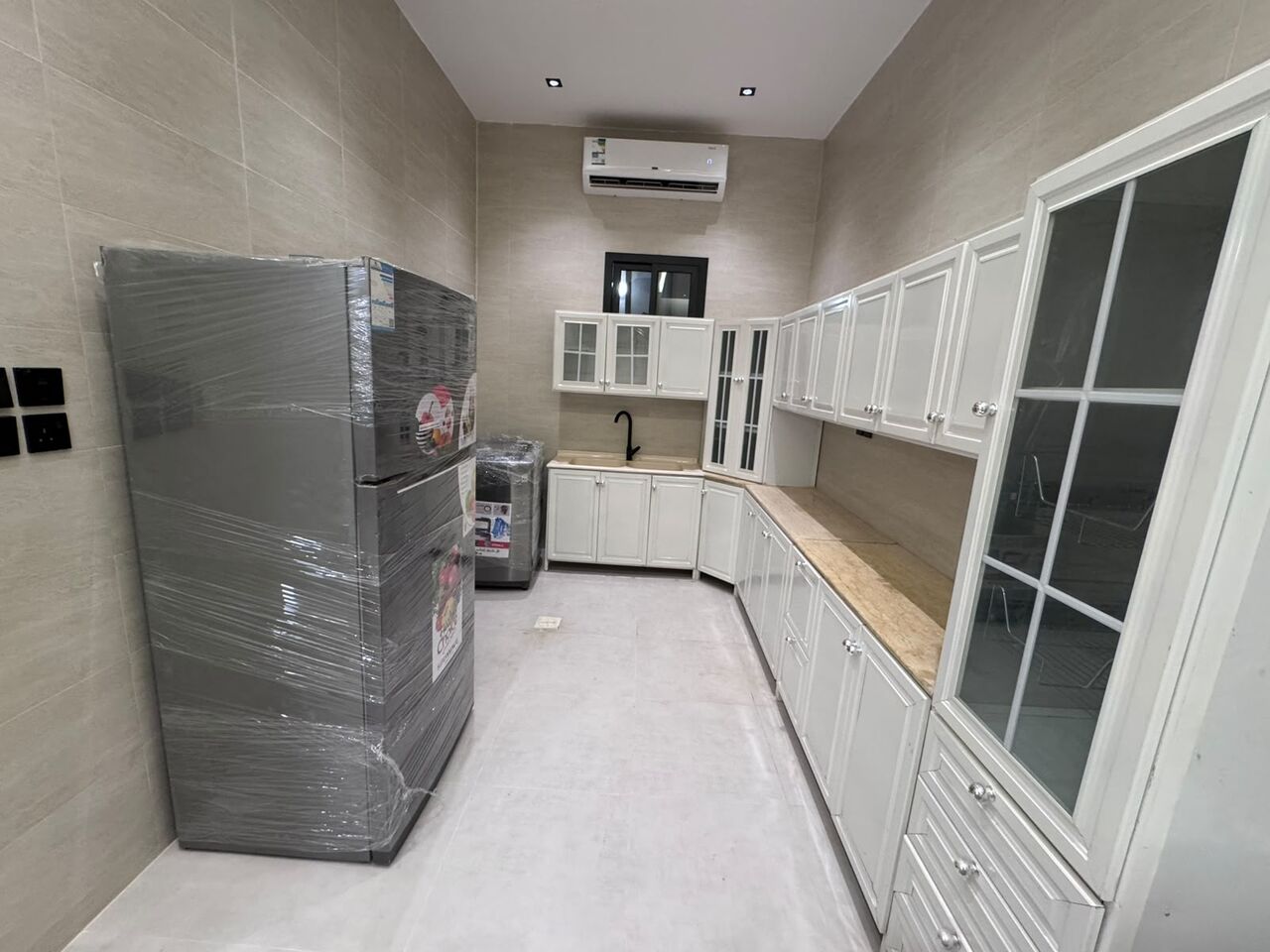 Riyadh, Rooms for Rent, SAR 1000/month,  🏠 EXECUTIVE SHARED ROOM FOR PROFESSIONAL BACHELORS – AL MUZAMIYAH