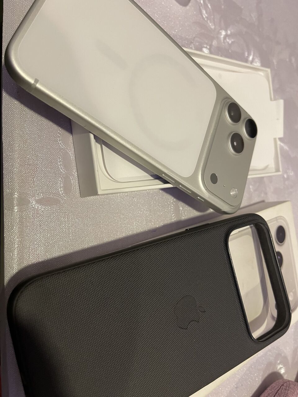 Riyadh, Mobile Phones, SAR 4700,  Almost New IPhone 17 Pro Max 256Gb Silver