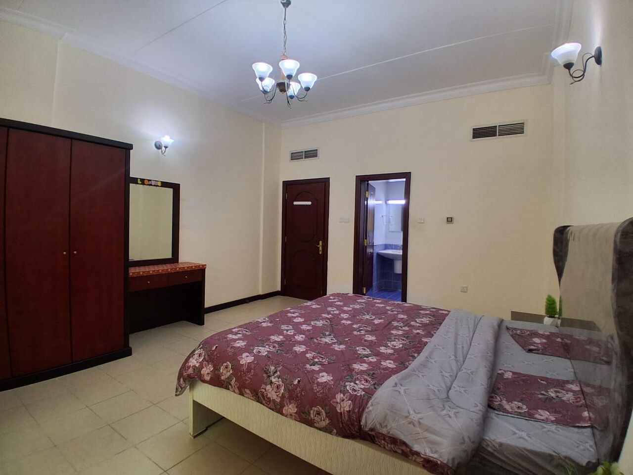 Juffair, Rooms for Rent, BHD 150/month,  Furnished,  Room For Rent