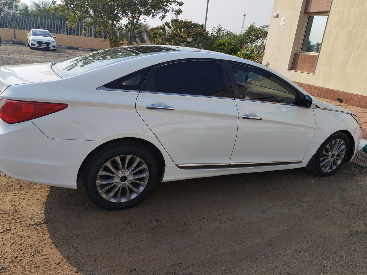 Jizan, Vehicles, Cars & Trucks , SAR 18000,  Hyundai Sonata,  2011,  Automatic,  500000 KM,