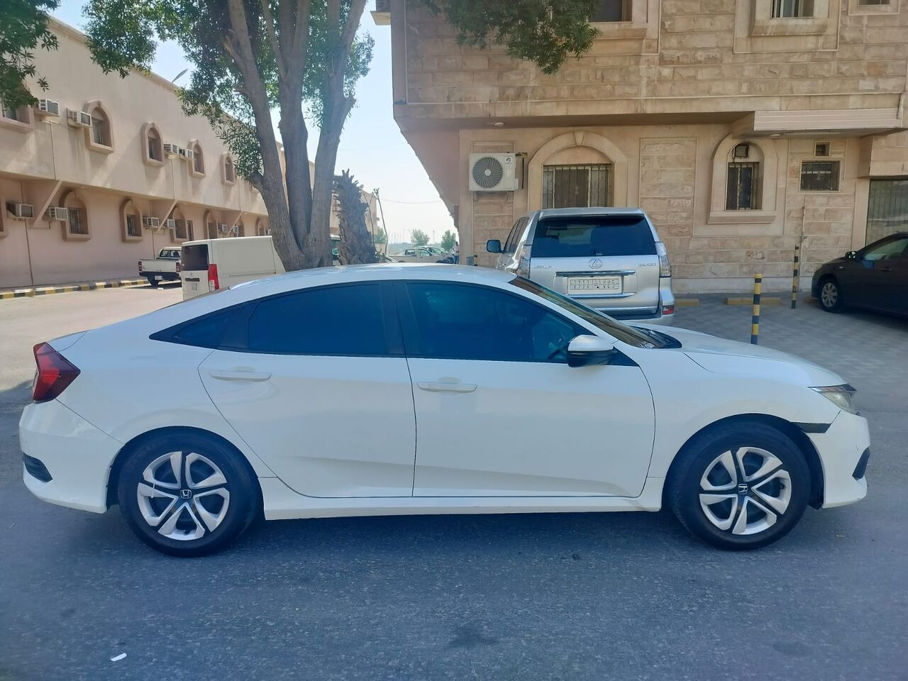 Jubail, Vehicles, Cars & Trucks , SAR 35000,  Honda Civic Automatic Cruise Control Good Condition White Colour,  2017,  Automatic,  244000 KM,  Honda Civic  35KSR  Good Condition For Sale Slightly Negeotable