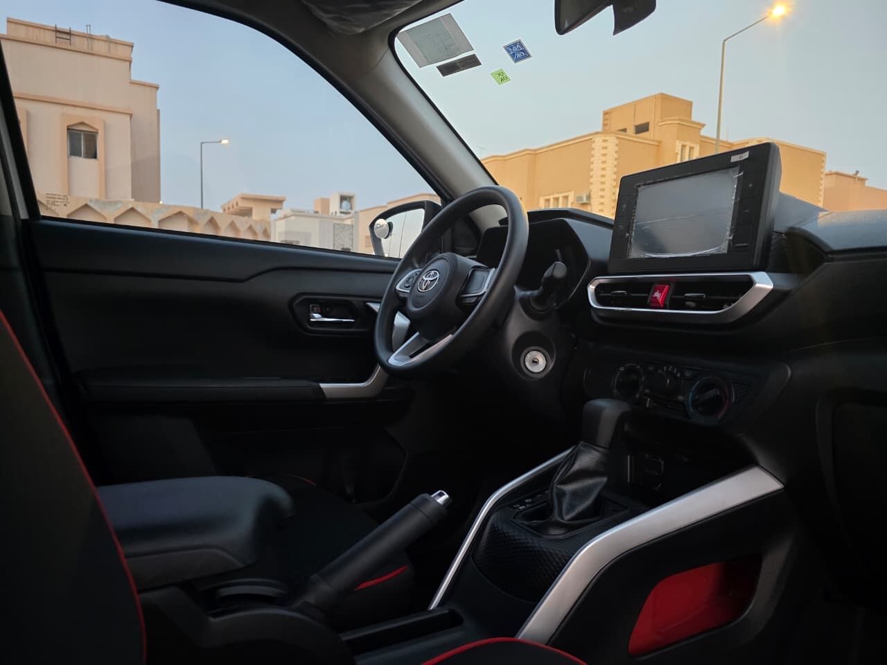 Riyadh, Vehicles, Cars & Trucks , SAR 48000,  Toyota Raiz,  2024,  Automatic,  30000 KM,    Same New