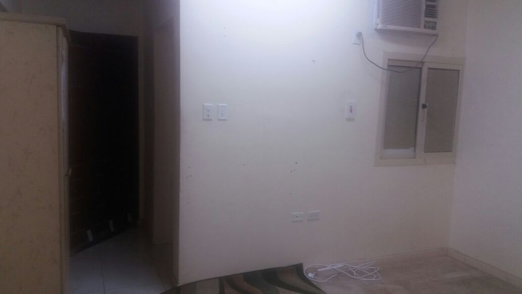 Al Jubail Al Balad, Rooms for Rent, SAR 1300/month,  1 Room With Attached Washroom And Separate Entrance